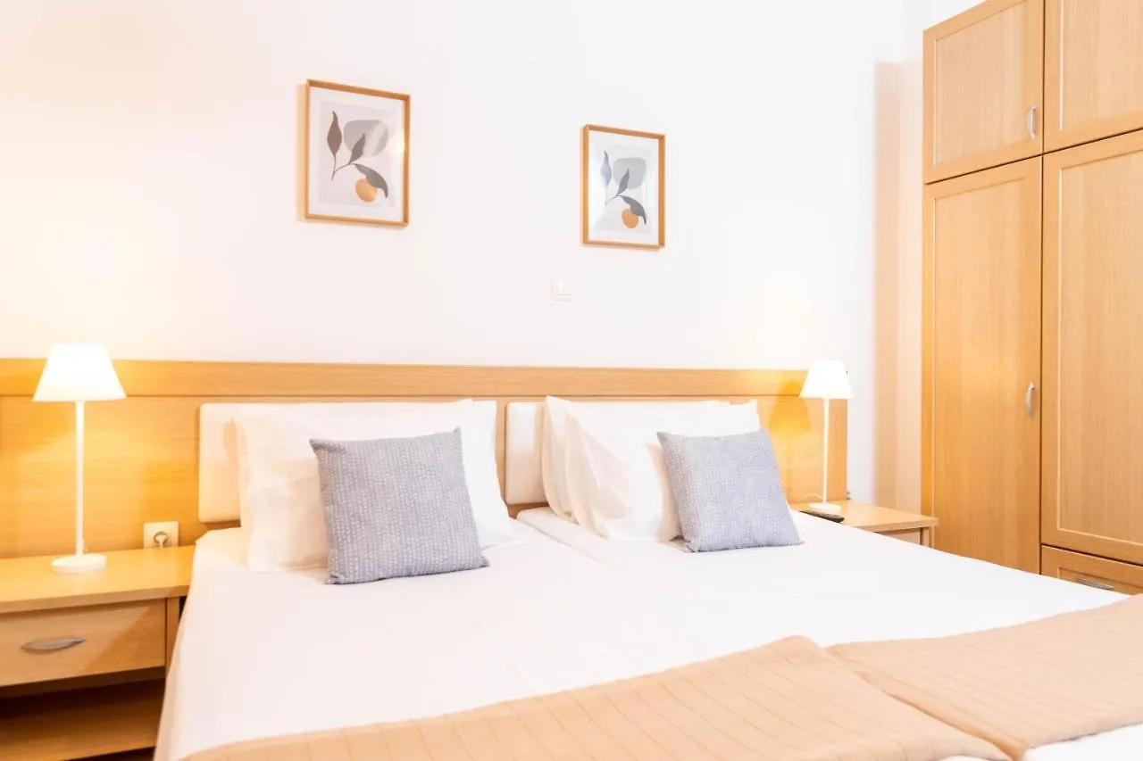 F & B Collection - 2 Bedroom Flat 테살로니키